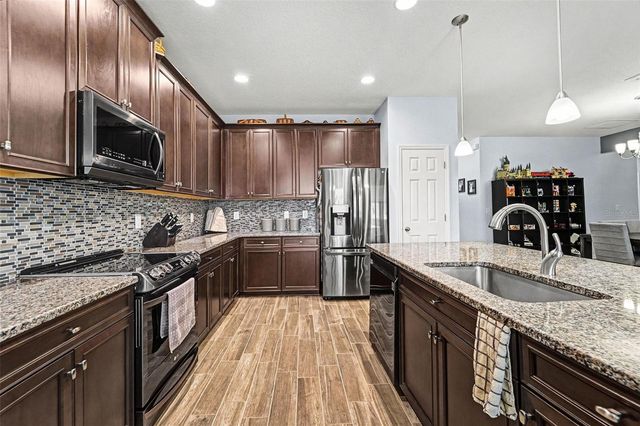 18016 CORTES CREEK BOULEVARD, Spring Hill, FL 34610