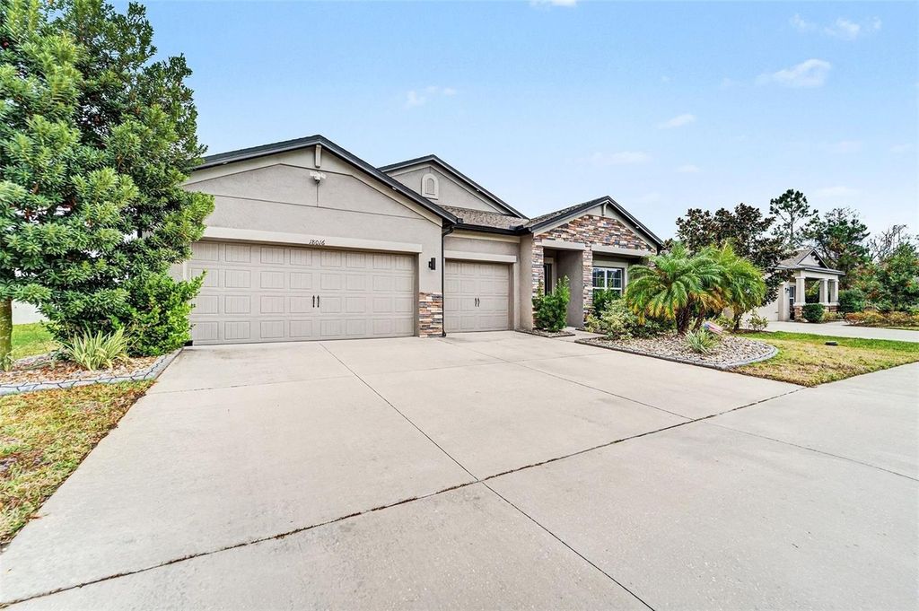 18016 CORTES CREEK BOULEVARD, Spring Hill, FL 34610