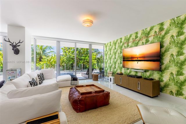 1 Collins Avenue 207, Miami Beach, FL 33139