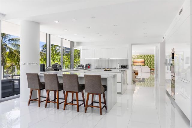 1 Collins Avenue 207, Miami Beach, FL 33139