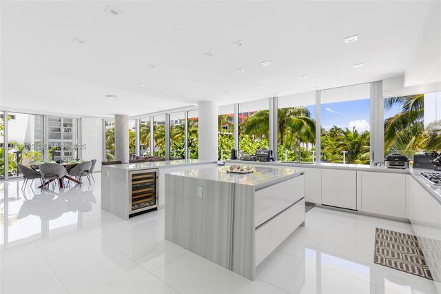 1 Collins Avenue 207, Miami Beach, FL 33139