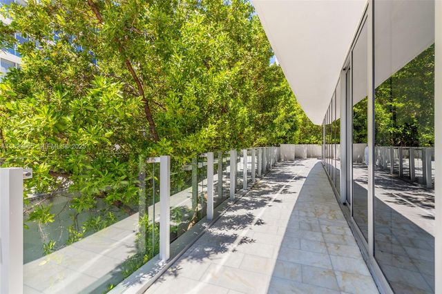 1 Collins Avenue 207, Miami Beach, FL 33139