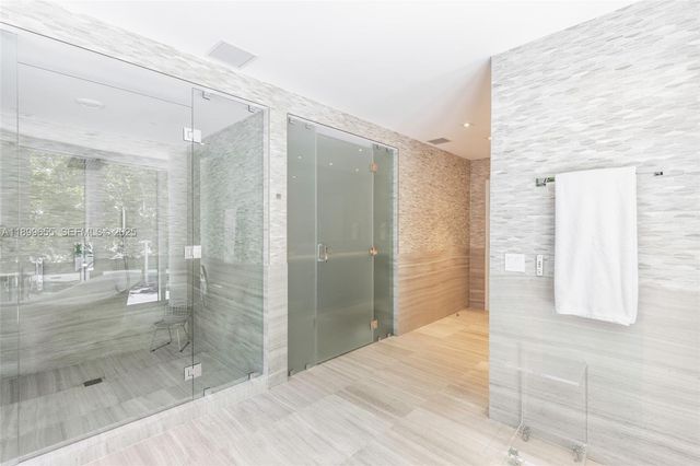 1 Collins Avenue 207, Miami Beach, FL 33139