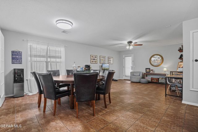 2808 PASILLO ROCK Place, El Paso, TX 79938