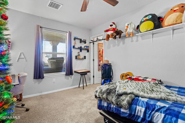 2808 PASILLO ROCK Place, El Paso, TX 79938