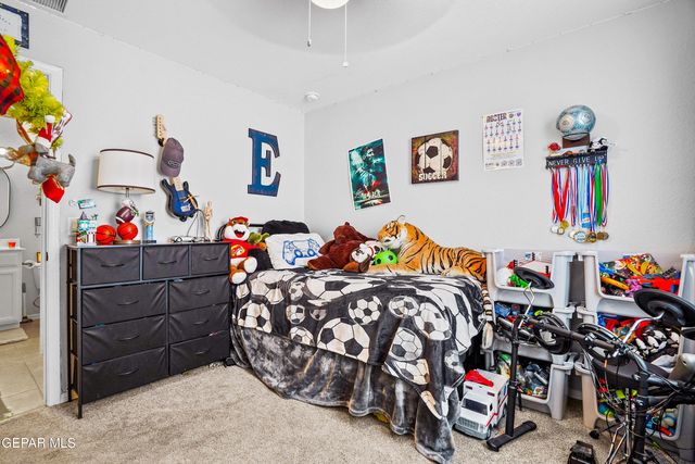 2808 PASILLO ROCK Place, El Paso, TX 79938