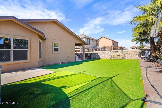 2808 PASILLO ROCK Place, El Paso, TX 79938