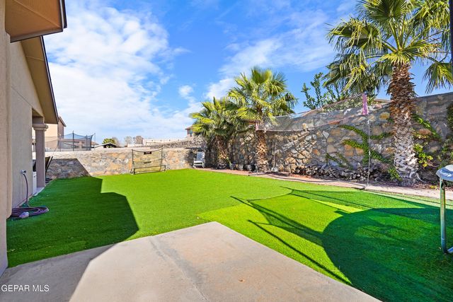 2808 PASILLO ROCK Place, El Paso, TX 79938