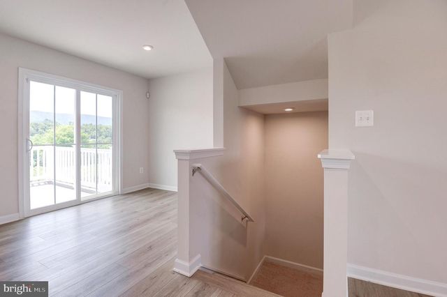 110 SOPHIE ST, Strasburg, VA 22657