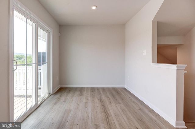 110 SOPHIE ST, Strasburg, VA 22657