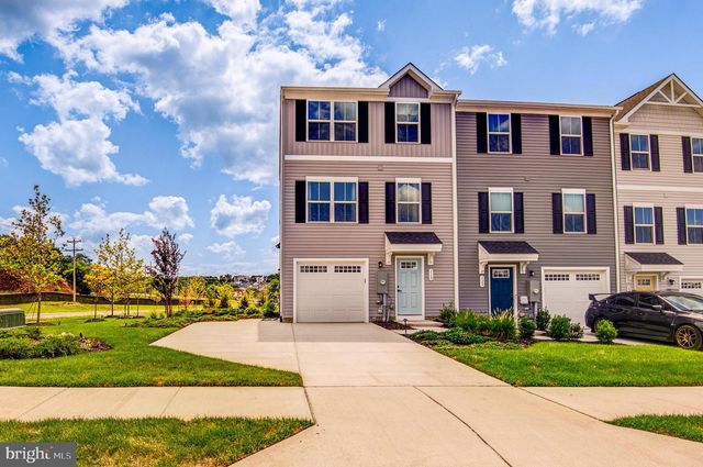 110 SOPHIE ST, Strasburg, VA 22657