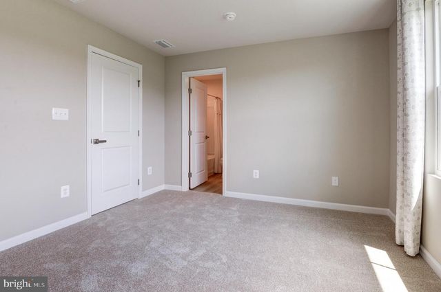 110 SOPHIE ST, Strasburg, VA 22657