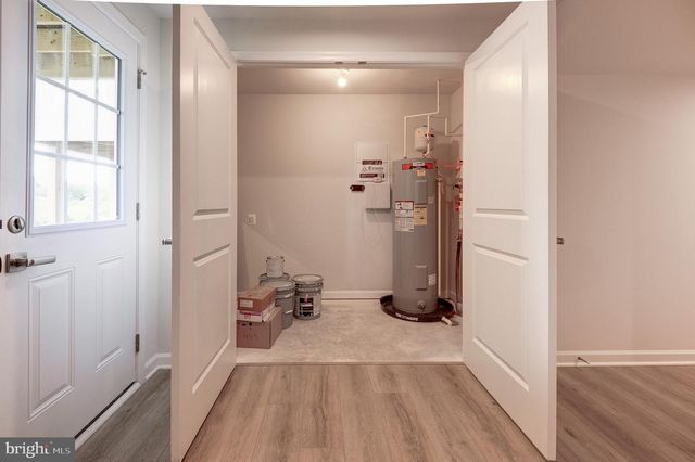 110 SOPHIE ST, Strasburg, VA 22657