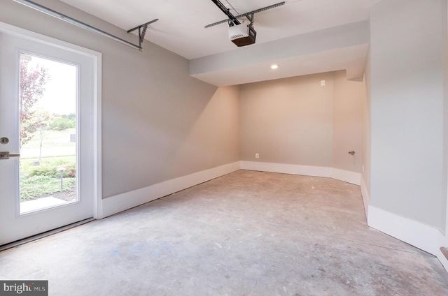 110 SOPHIE ST, Strasburg, VA 22657