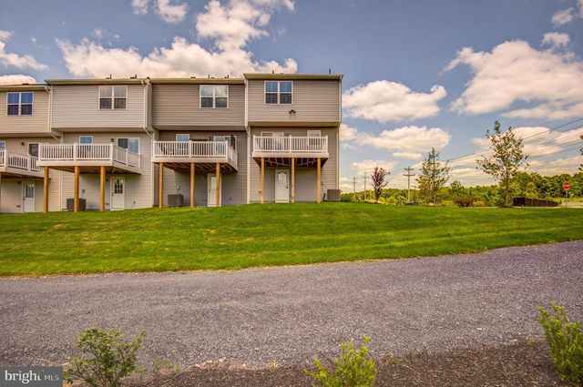 110 SOPHIE ST, Strasburg, VA 22657