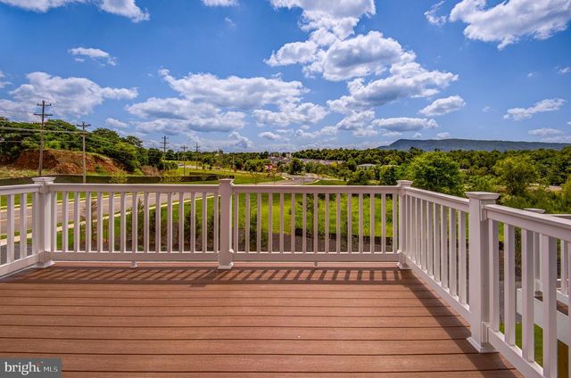 110 SOPHIE ST, Strasburg, VA 22657