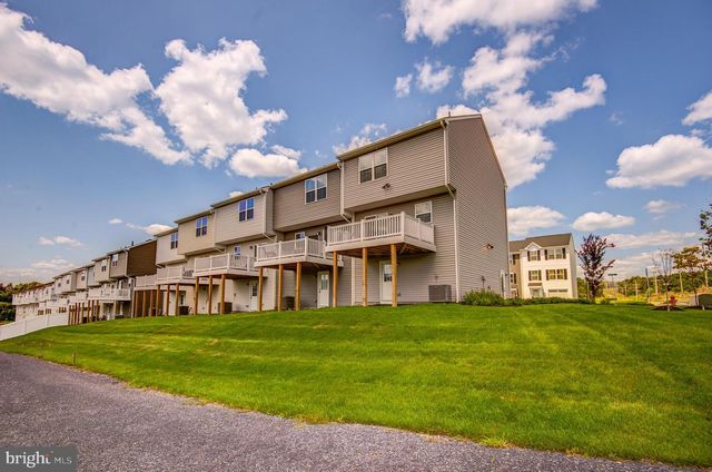 110 SOPHIE ST, Strasburg, VA 22657