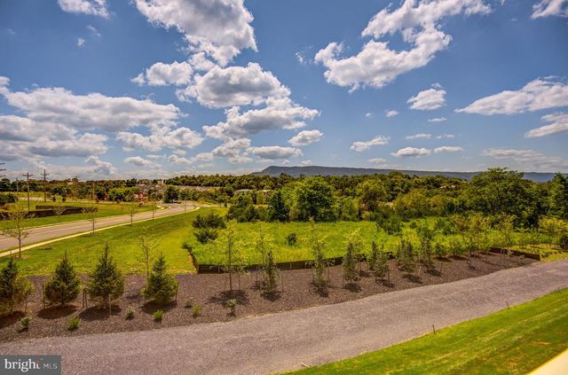 110 SOPHIE ST, Strasburg, VA 22657