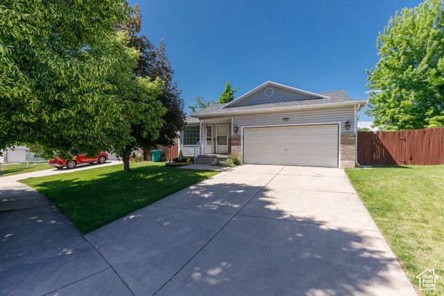 1199 E PHEASANT VIEW DR, Layton, UT 84041