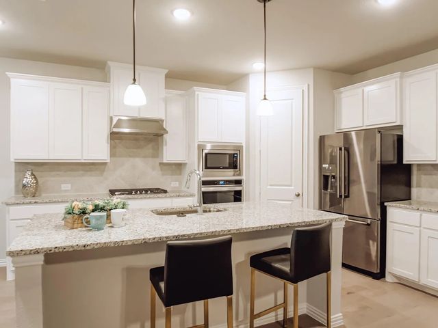 504 Antler Drive, Mansfield, TX 76063