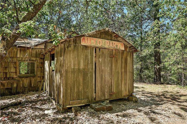 19665 Oat Hill Road, Middletown, CA 95461