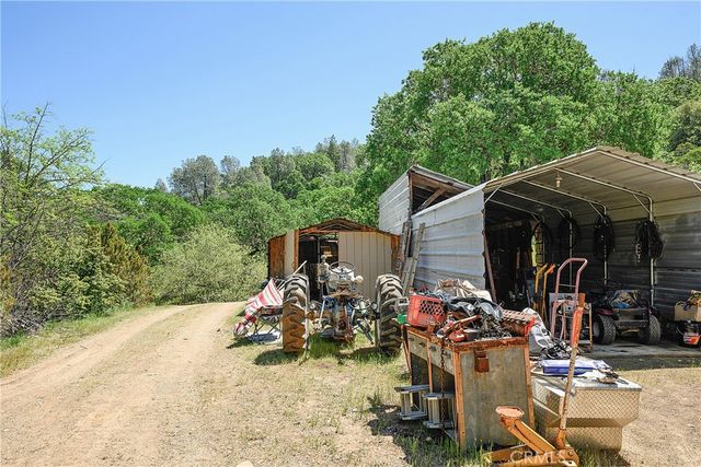19665 Oat Hill Road, Middletown, CA 95461