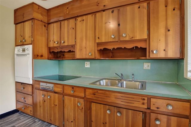 1248 WOODLAND AVENUE, Lakeland, FL 33801