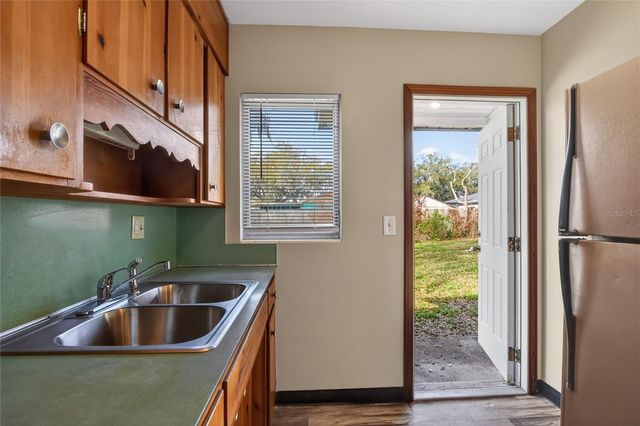 1248 WOODLAND AVENUE, Lakeland, FL 33801