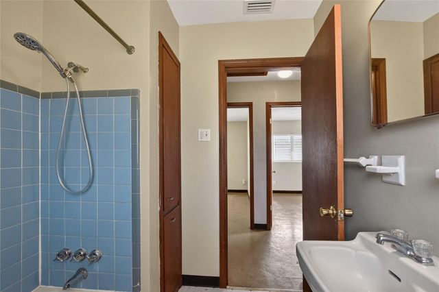 1248 WOODLAND AVENUE, Lakeland, FL 33801