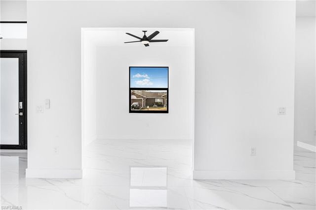 3604 29th ST SW, Lehigh Acres, FL 33976