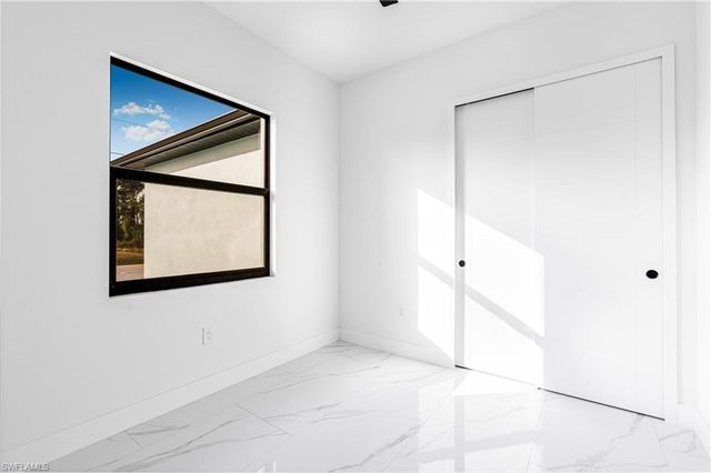 3604 29th ST SW, Lehigh Acres, FL 33976