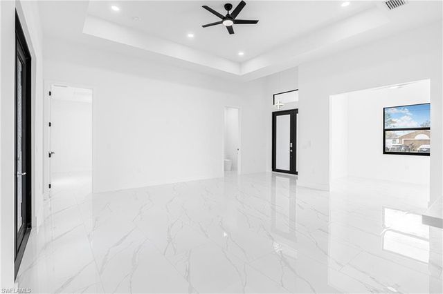 3604 29th ST SW, Lehigh Acres, FL 33976