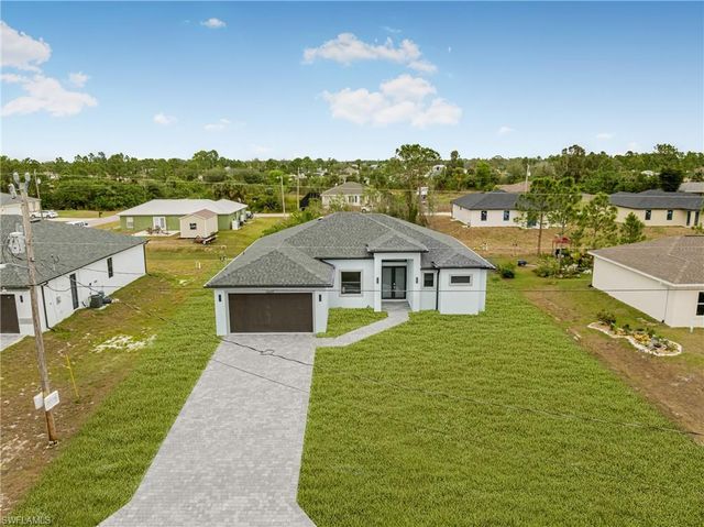 3604 29th ST SW, Lehigh Acres, FL 33976