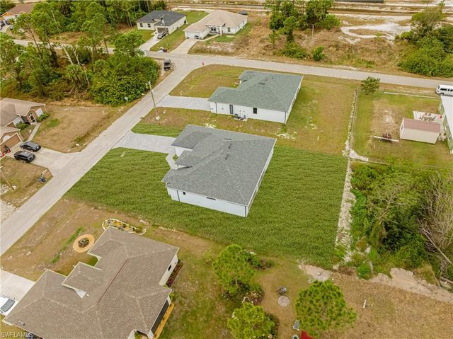 3604 29th ST SW, Lehigh Acres, FL 33976
