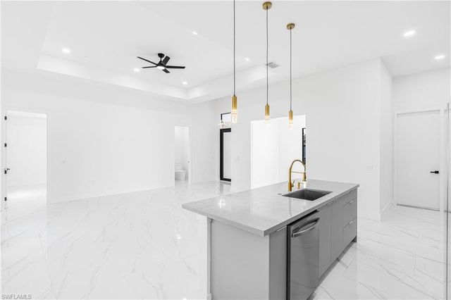 3604 29th ST SW, Lehigh Acres, FL 33976