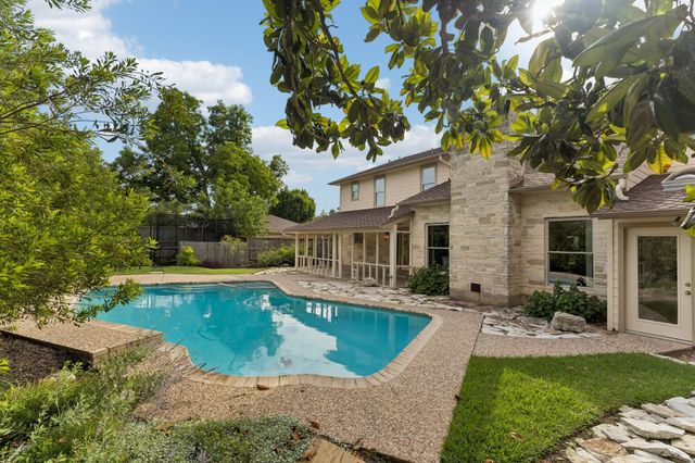 11503 Dosshills DR, Austin, TX 78750