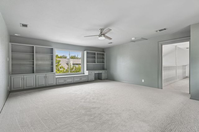 11503 Dosshills DR, Austin, TX 78750