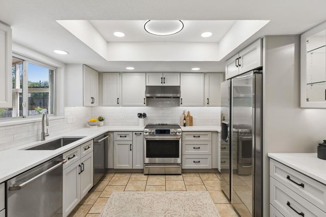 11503 Dosshills DR, Austin, TX 78750