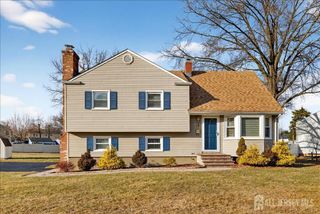 12 Hadler Drive, Franklin, NJ 08873