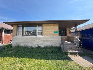 1947 Schrage Avenue, Whiting, IN 46394