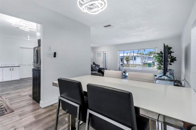 6810 NW 74th Pl, Tamarac, FL 33321