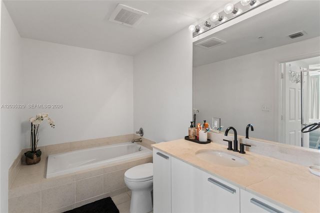 140 S Dixie Hwy 417, Hollywood, FL 33020
