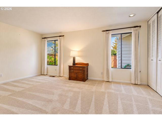15452 Sw SUMMERFIELD Ln, Tigard, OR 97224