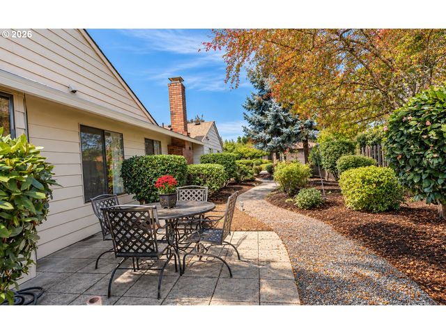 15452 Sw SUMMERFIELD Ln, Tigard, OR 97224