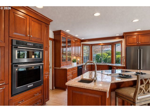 15452 Sw SUMMERFIELD Ln, Tigard, OR 97224