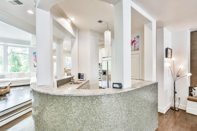 4736 Post Oak Timber Drive 5, Houston, TX 77056