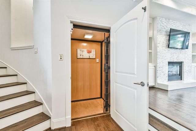 4736 Post Oak Timber Drive 5, Houston, TX 77056