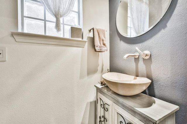 4736 Post Oak Timber Drive 5, Houston, TX 77056
