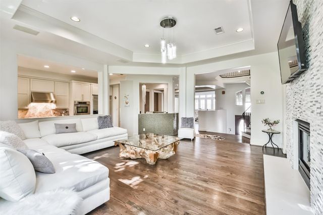 4736 Post Oak Timber Drive 5, Houston, TX 77056