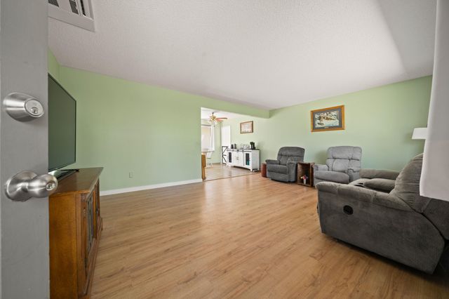 13314 Kokanee Drive, Shasta Lake, CA 96019